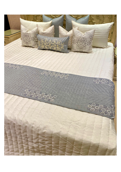 THE GRANDE BEDDING SET (11 PIECE SET)