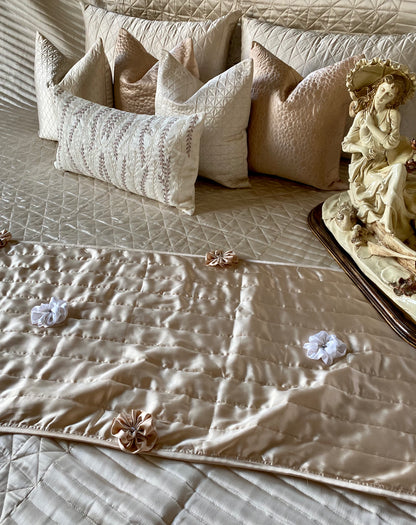 The Carriage Bedding Set