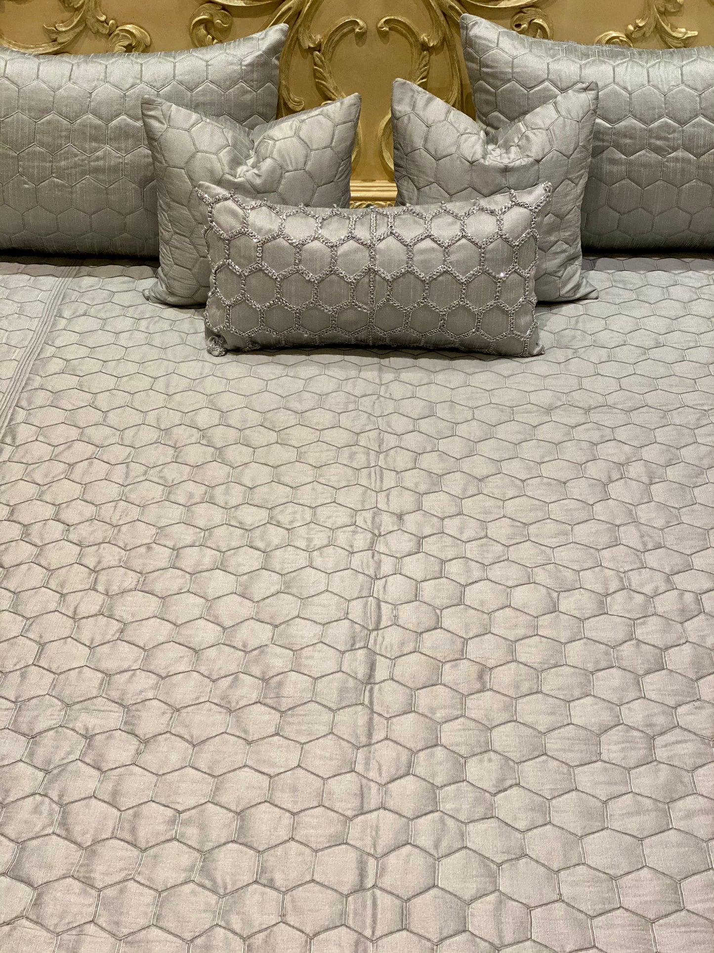 Grey HoneyComb Quilted Bedding Set