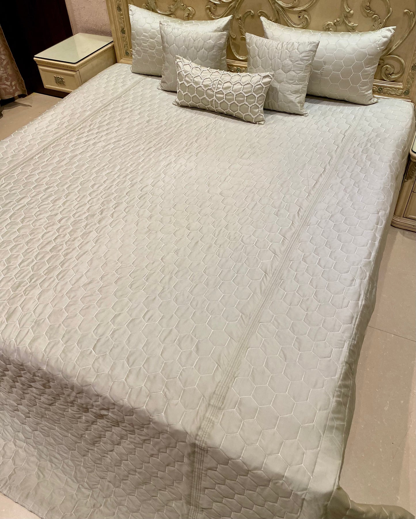 Ivory Honeycomb Quilted Bedding Set