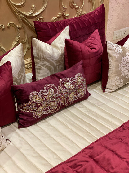 The Aurora Bedding Set