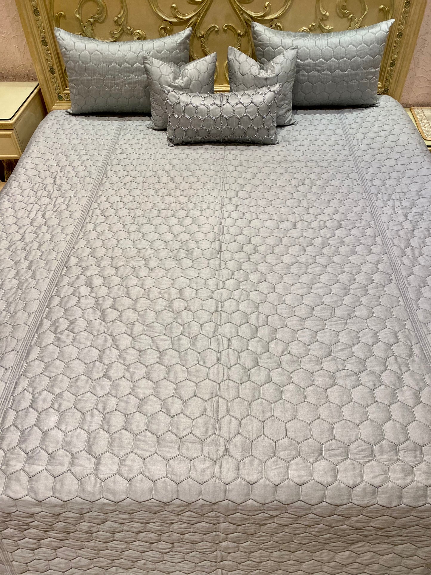 Grey HoneyComb Quilted Bedding Set