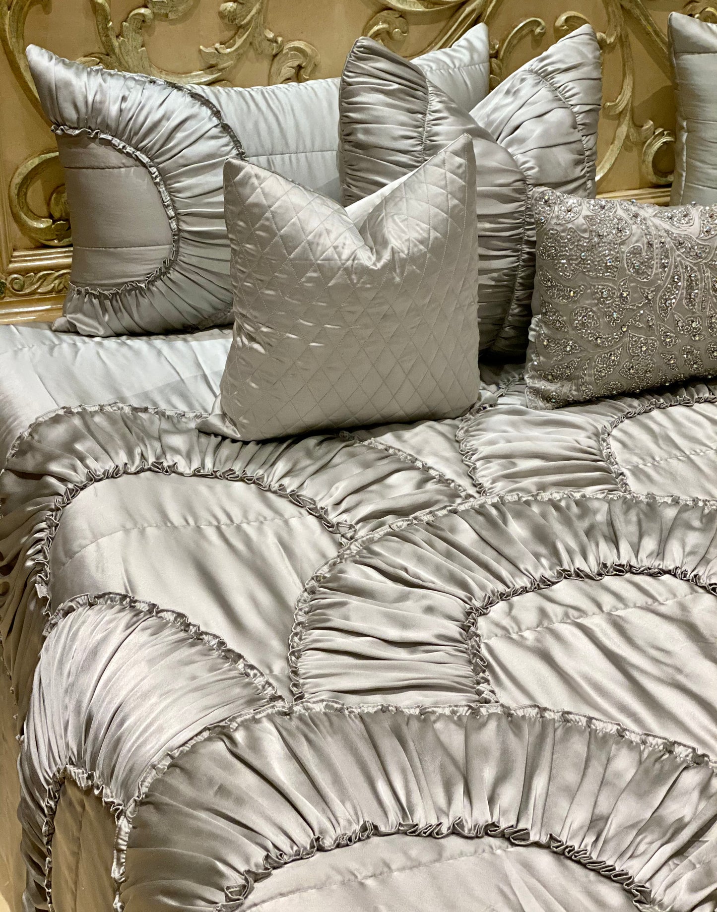 The Silver Frill Bedding Set