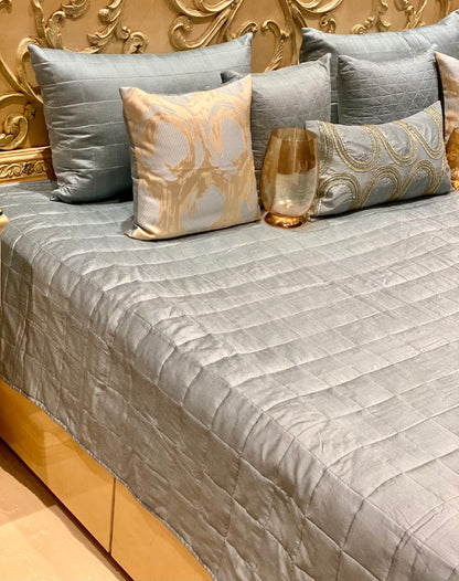 The Oceana Quilted Bedspread Set