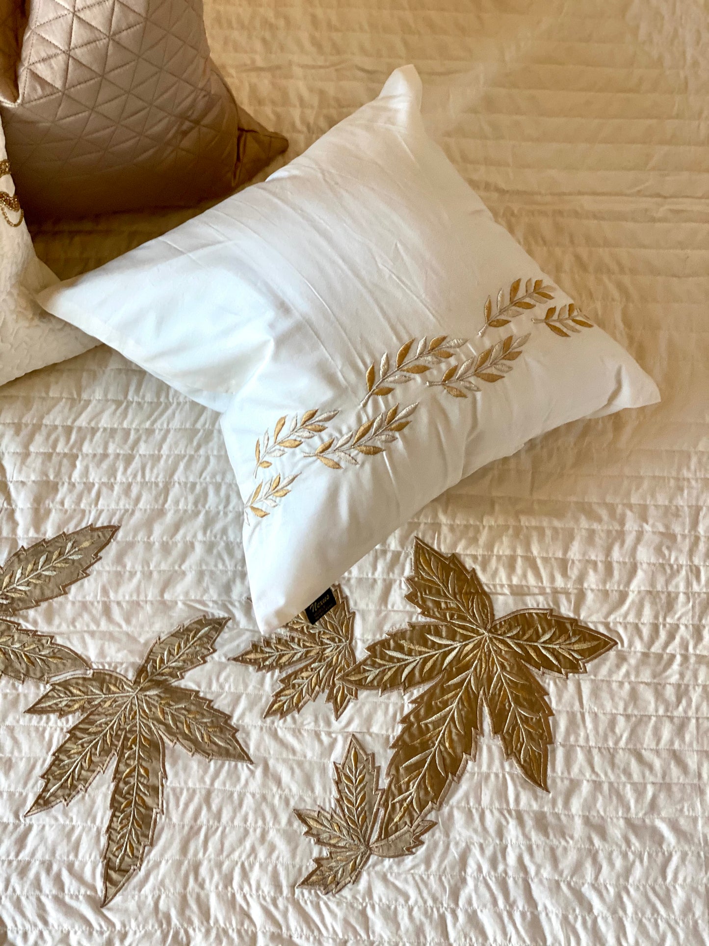 The Maple Bedding Set