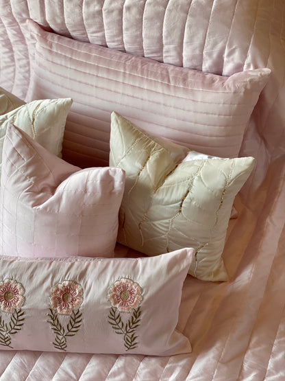 The Carnation Bedding Set