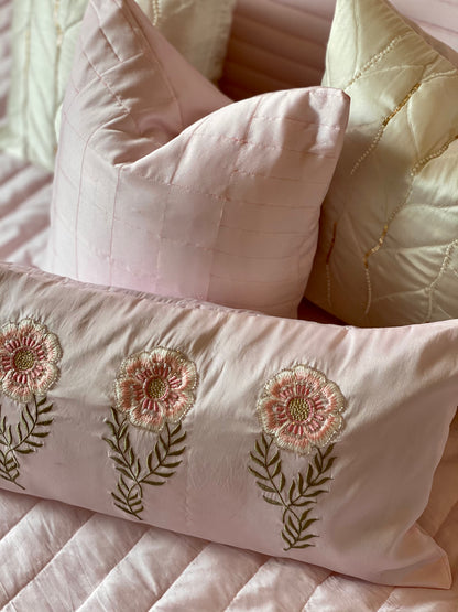 The Carnation Bedding Set