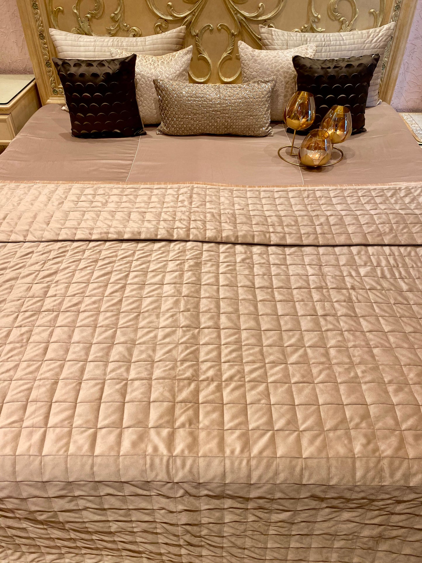 The Cappuccino Suede Quilt set