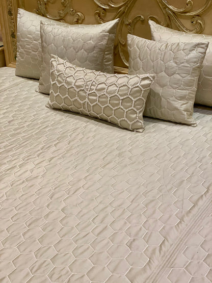 Ivory Honeycomb Quilted Bedding Set