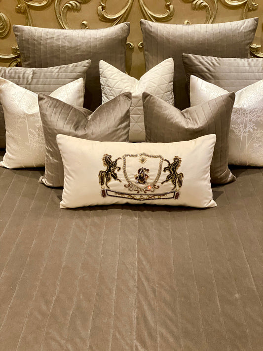 THE ROYAL KINGDOM BEDDING SET