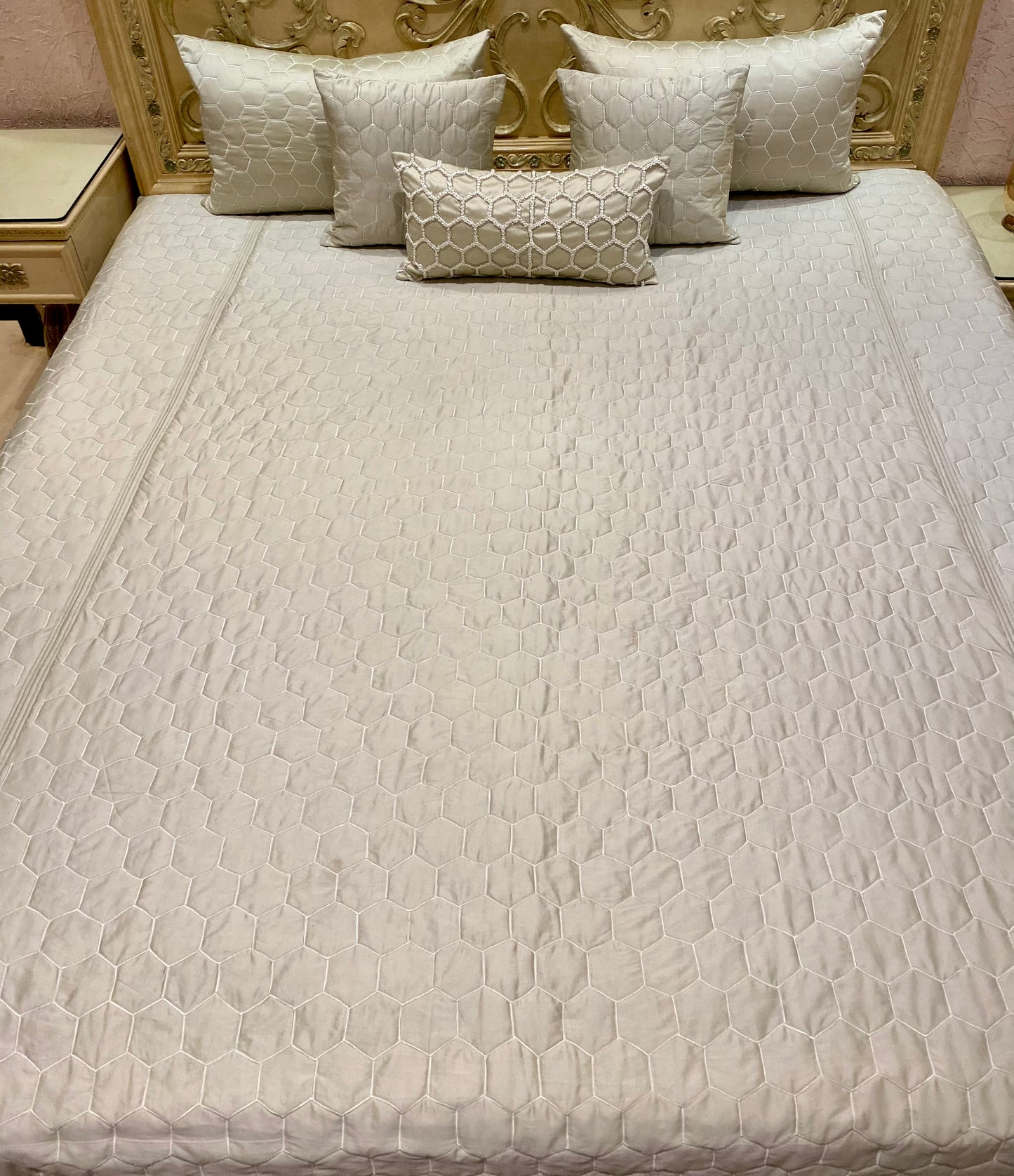 Ivory Honeycomb Quilted Bedding Set