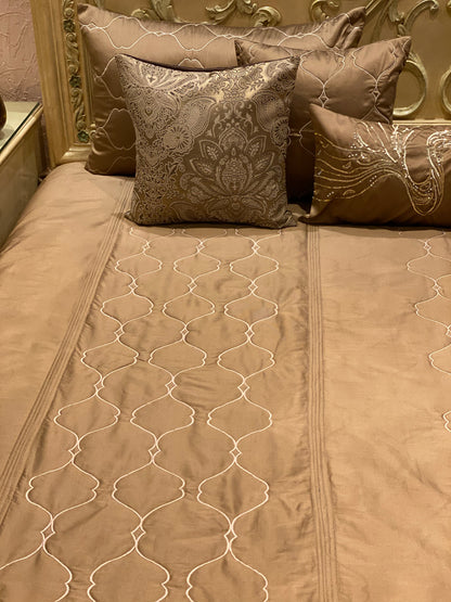 The Earthy Lotus Quilted Bedding Set