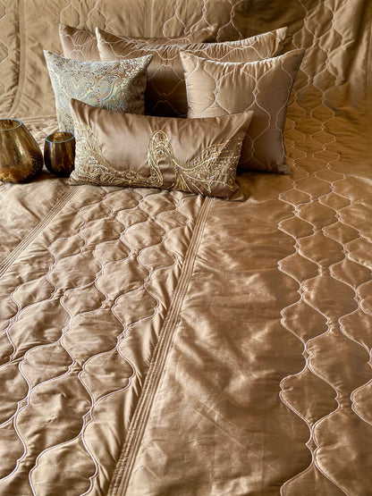 The Earthy Lotus Quilted Bedding Set