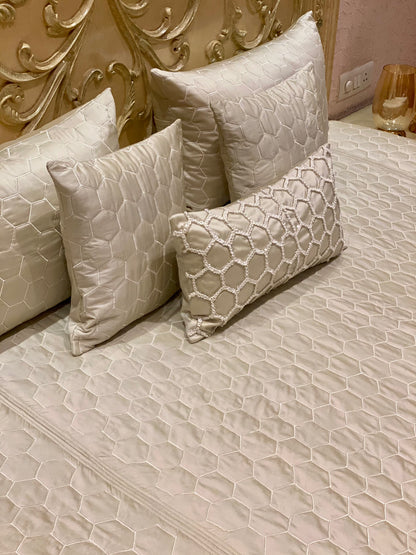 Ivory Honeycomb Quilted Bedding Set