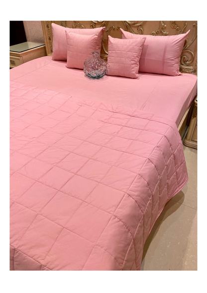 The Pink Blossom Check Quilt set